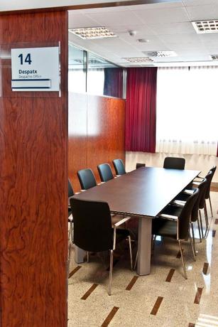 Imagen de los interiores del Hotel Alexandre Frontair Congress. Foto 22