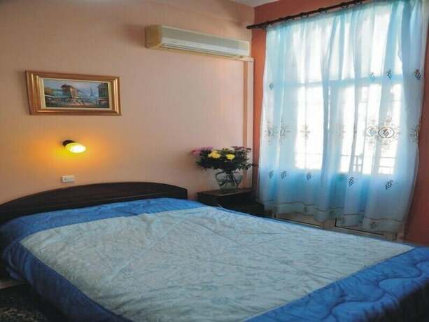 Imagen de la habitación del Hotel Alexandria. Foto 18