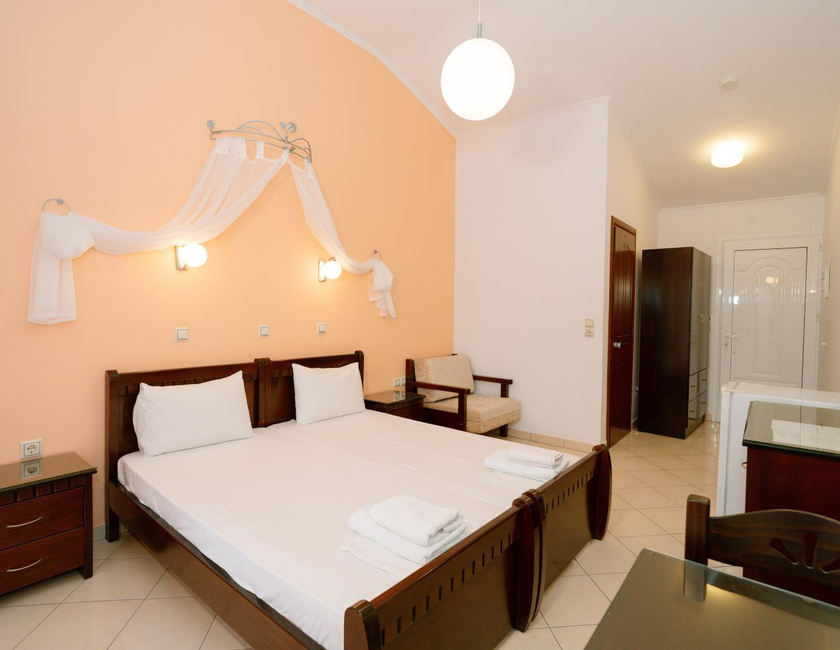 Imagen general del Hotel Alexandros, Ammoudia. Foto 7