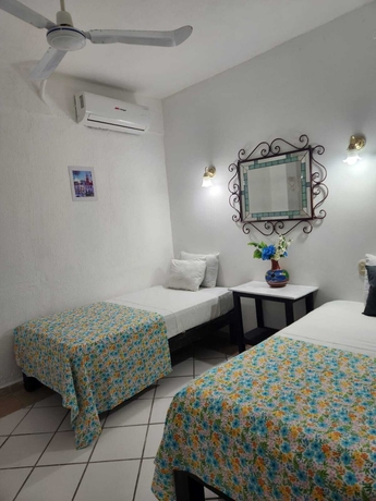 Imagen de la habitación del Hotel Alexandross Hostel BnB. Foto 6