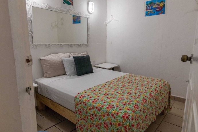 Imagen de la habitación del Hotel Alexandross Hostel BnB. Foto 7