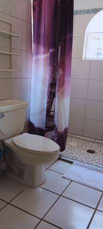 Imagen de la habitación del Hotel Alexandross Hostel BnB. Foto 11