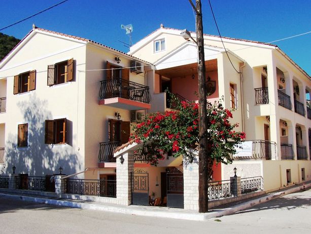 Imagen general del Hotel Alexatos Studios. Foto 3
