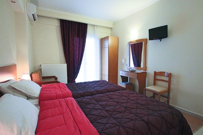 Imagen de la habitación del Hotel Alexiou. Foto 3