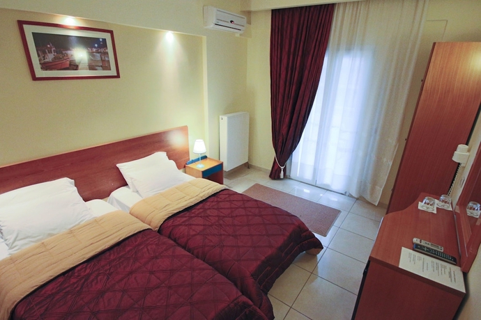 Imagen de la habitación del Hotel Alexiou. Foto 5