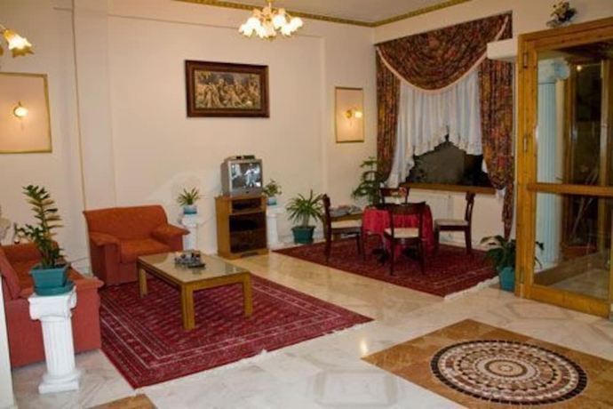 Imagen de los interiores del Hotel Alexiou. Foto 13