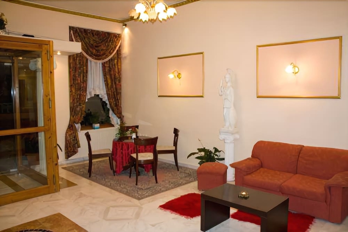 Imagen de los interiores del Hotel Alexiou. Foto 16