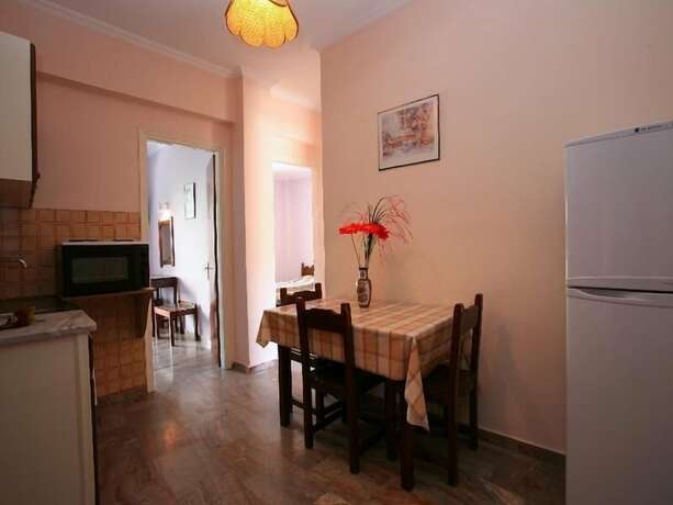 Imagen de la habitación del Hotel Alexis Apartments Benitses. Foto 13