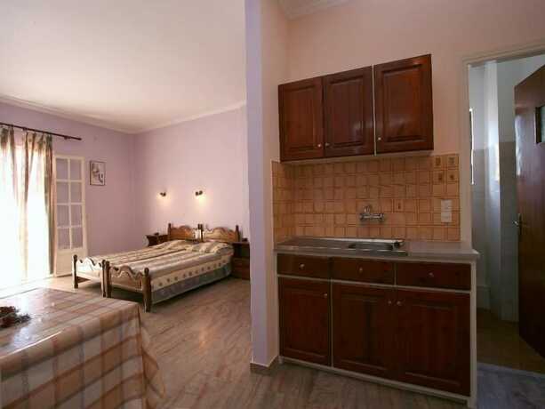Imagen de la habitación del Hotel Alexis Apartments Benitses. Foto 15