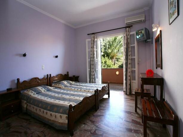 Imagen de la habitación del Hotel Alexis Apartments Benitses. Foto 19
