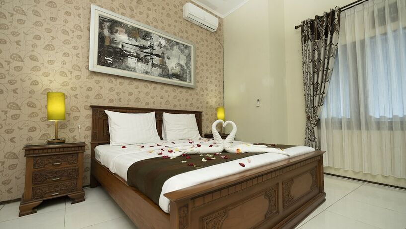 Imagen de la habitación del Hotel Aleyra and Villa Garut. Foto 17