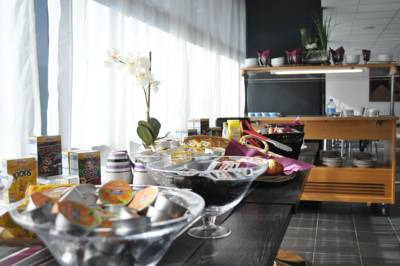 Imagen general del Hotel Alezan. Foto 6