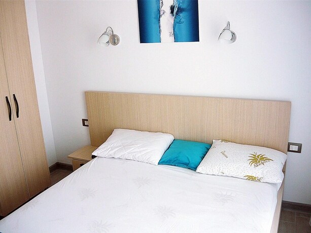 Imagen de la habitación del Hotel Alezzi. Foto 18