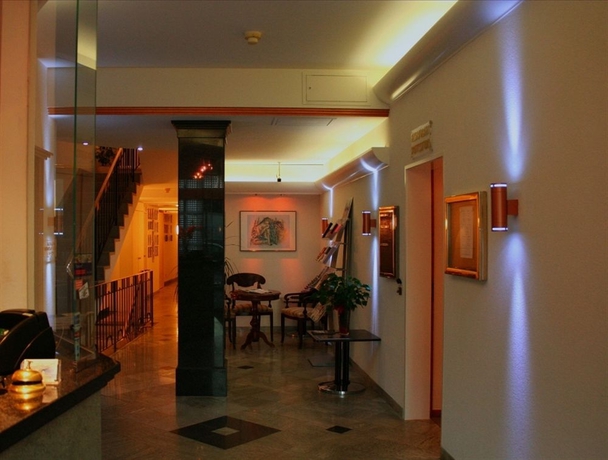 Imagen de los interiores del Hotel Alfa, BIRSFELDEN-BASILEA. Foto 11