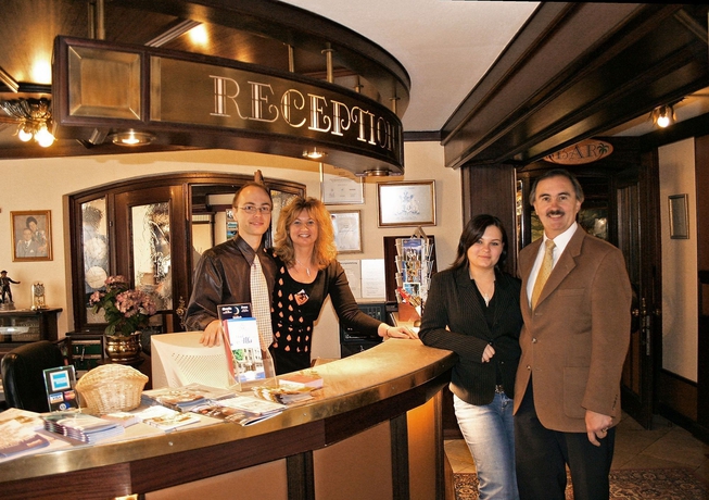 Imagen de los interiores del Hotel Alfa City Centre. Foto 13