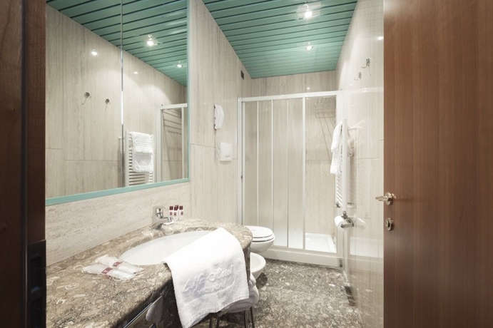 Imagen de la habitación del Hotel Alfa Fiera. Foto 4