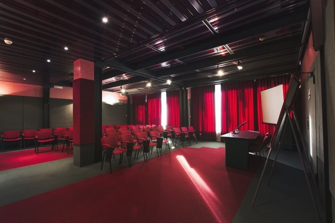 Imagen de los interiores del Hotel Alfa Fiera. Foto 12