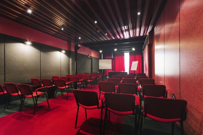 Imagen de los interiores del Hotel Alfa Fiera. Foto 13