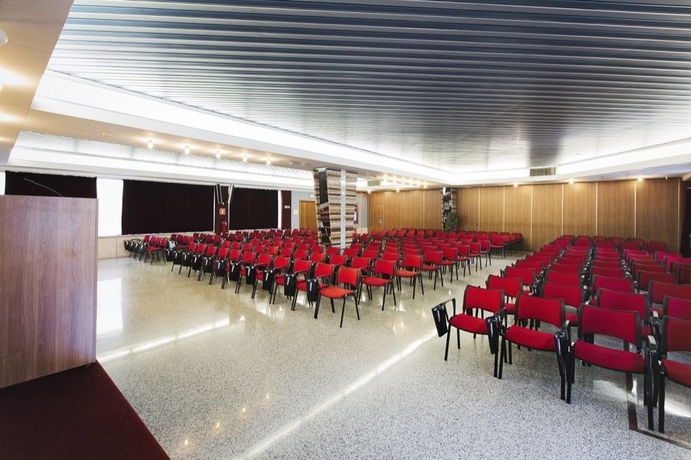 Imagen de los interiores del Hotel Alfa Fiera. Foto 14