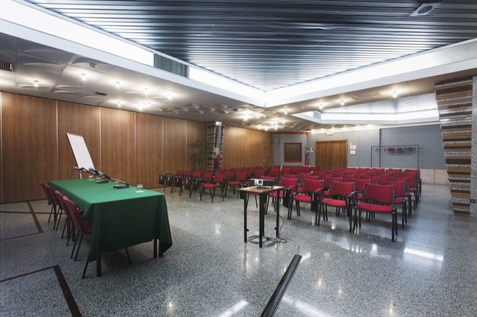 Imagen de los interiores del Hotel Alfa Fiera. Foto 15