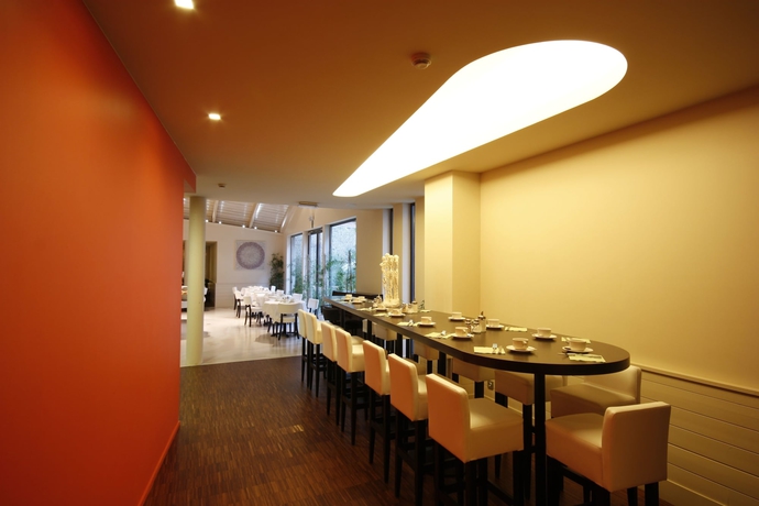 Imagen del bar/restaurante del Hotel Alfa Inn, Ostende. Foto 9