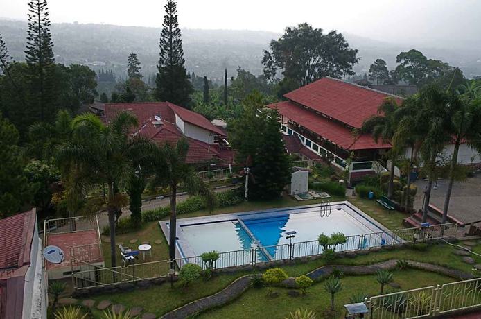 Imagen de la piscina del Hotel Alfa Jivana Resort. Foto 15