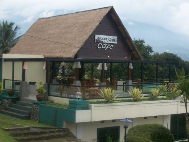 Imagen del bar/restaurante del Hotel Alfa Jivana Resort. Foto 8