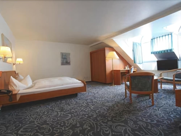 Imagen de la habitación del Hotel Alfa, Karlsruhe. Foto 7