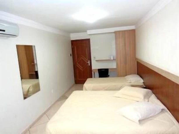 Imagen de la habitación del Hotel Alfa Plaza. Foto 7