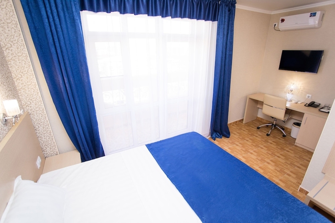 Imagen de la habitación del Hotel Alfa Summer. Foto 7