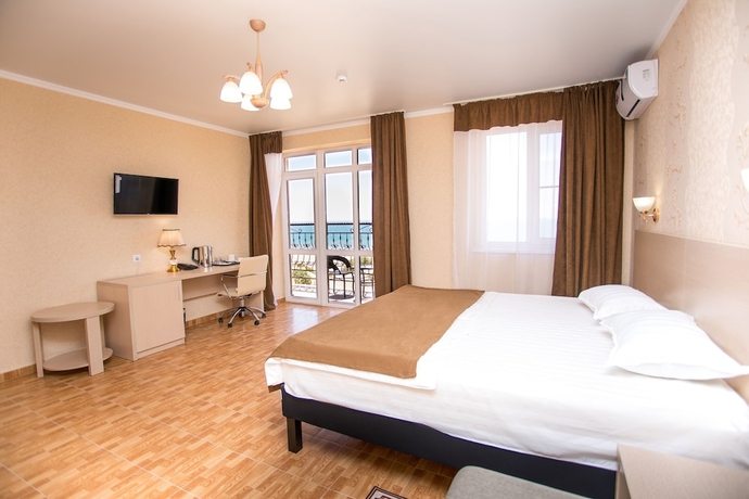 Imagen de la habitación del Hotel Alfa Summer. Foto 10