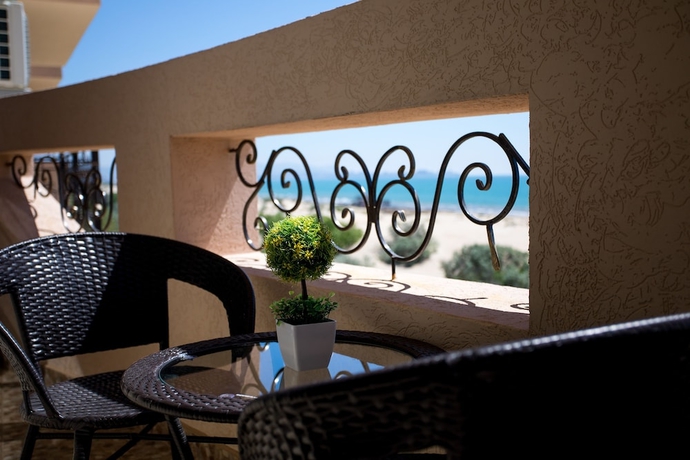 Imagen de la habitación del Hotel Alfa Summer. Foto 16