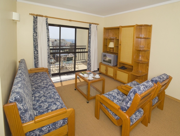 Imagen de los interiores del Hotel Alfagar Cerro Malpique. Foto 9