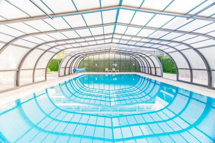 Imagen de la piscina del Hotel Alfagar Prestige. Foto 17