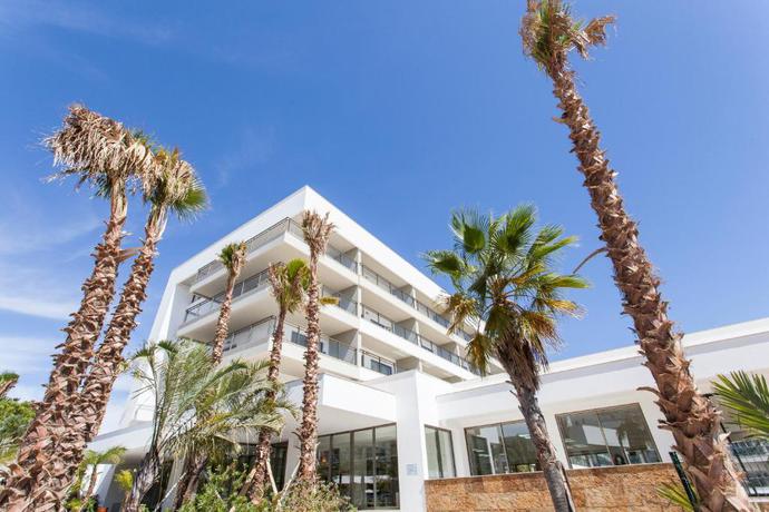Imagen de los exteriores del Hotel Alfagar Prestige. Foto 14