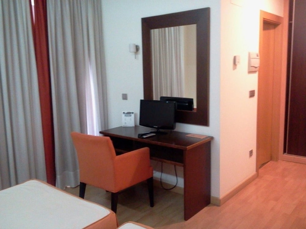 Imagen de la habitación del Hotel Alfageme. Foto 8
