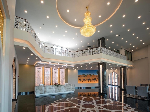 Imagen de los interiores del Hotel Alfahad. Foto 14