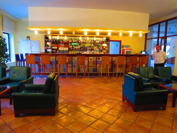 Imagen del bar/restaurante del Hotel Alfamar Beach & Sport Resort. Foto 3