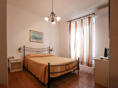 Imagen de la habitación del Hotel Alfiero. Foto 3