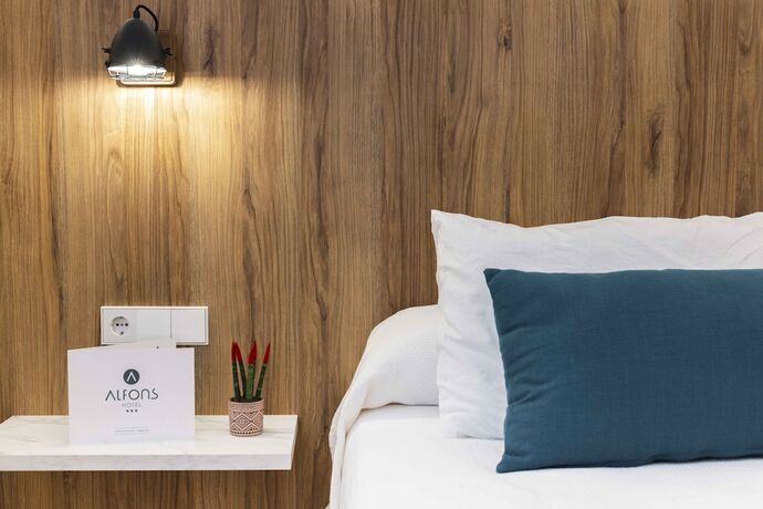 Imagen de la habitación del Hotel Alfons. Foto 16
