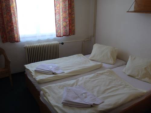 Imagen de la habitación del Hotel Alfonska. Foto 7