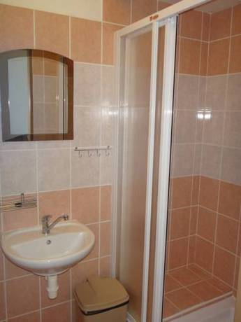 Imagen de la habitación del Hotel Alfonska. Foto 9