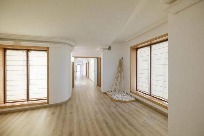 Imagen de los interiores del Hotel Alfonso I. Foto 9