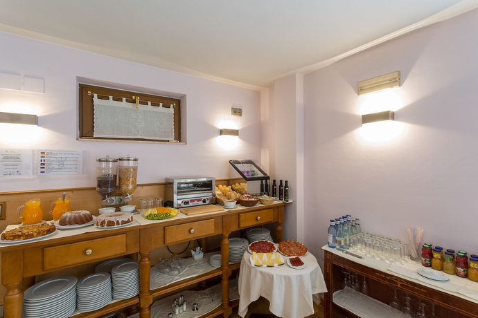 Imagen del bar/restaurante del Hotel Alfonso Ii. Foto 5