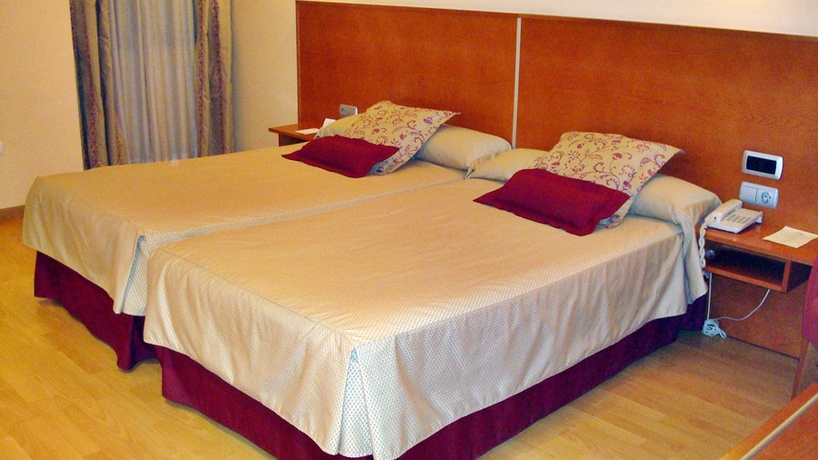 Imagen de la habitación del Hotel Alfonso Viii, Cuenca. Foto 4