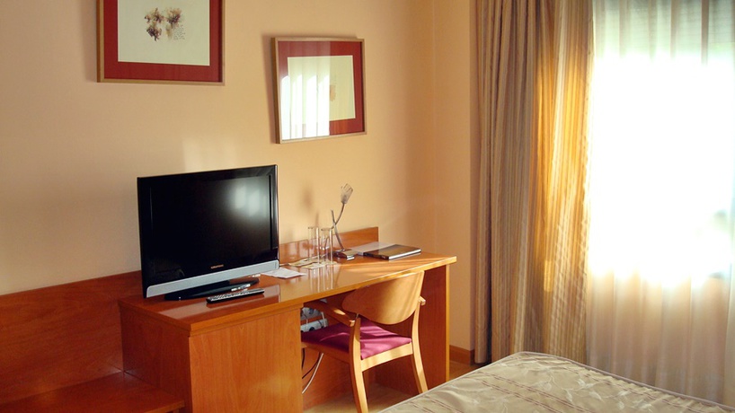 Imagen de la habitación del Hotel Alfonso Viii, Cuenca. Foto 7