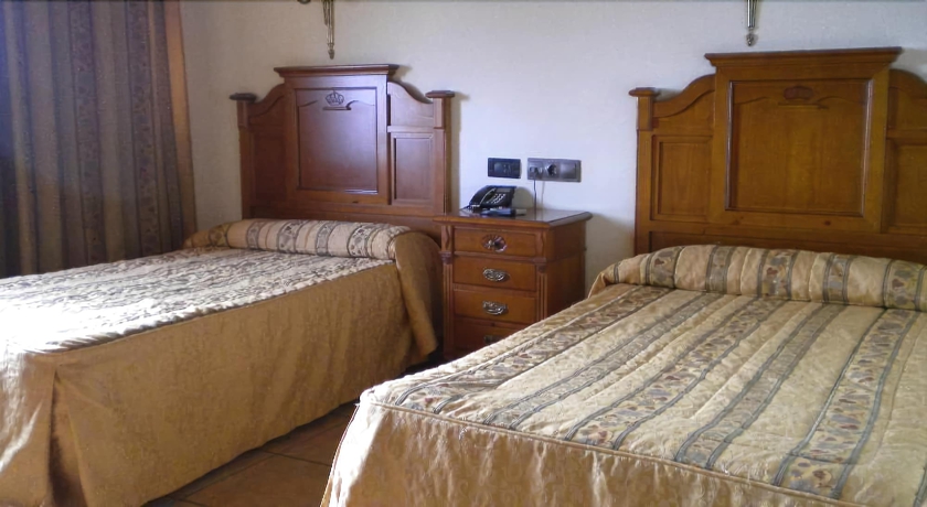 Imagen de la habitación del Hotel Alfonso Viii, Santa Elena. Foto 8