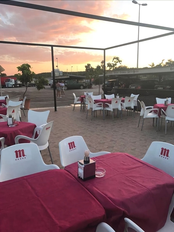 Imagen de los exteriores del Hotel Alfonso Viii, Santa Elena. Foto 18