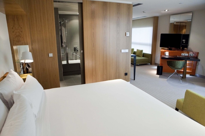 Imagen de la habitación del Hotel Alfonso, Zaragoza. Foto 7