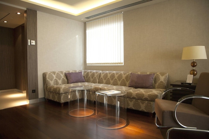 Imagen de la habitación del Hotel Alfonso, Zaragoza. Foto 12